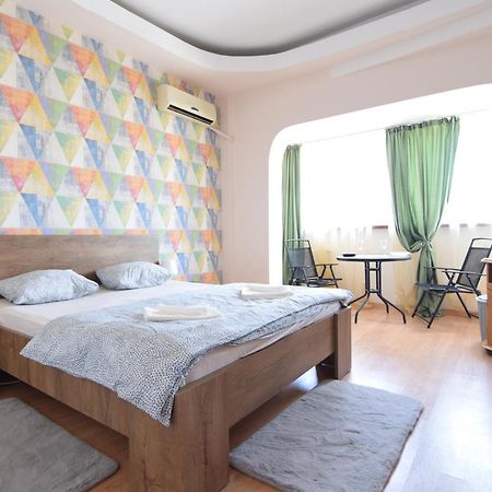 Studio In The Center Of Bucharest Exterior photo